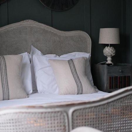 The Crown Inn Dial Post Horsham Chambre photo