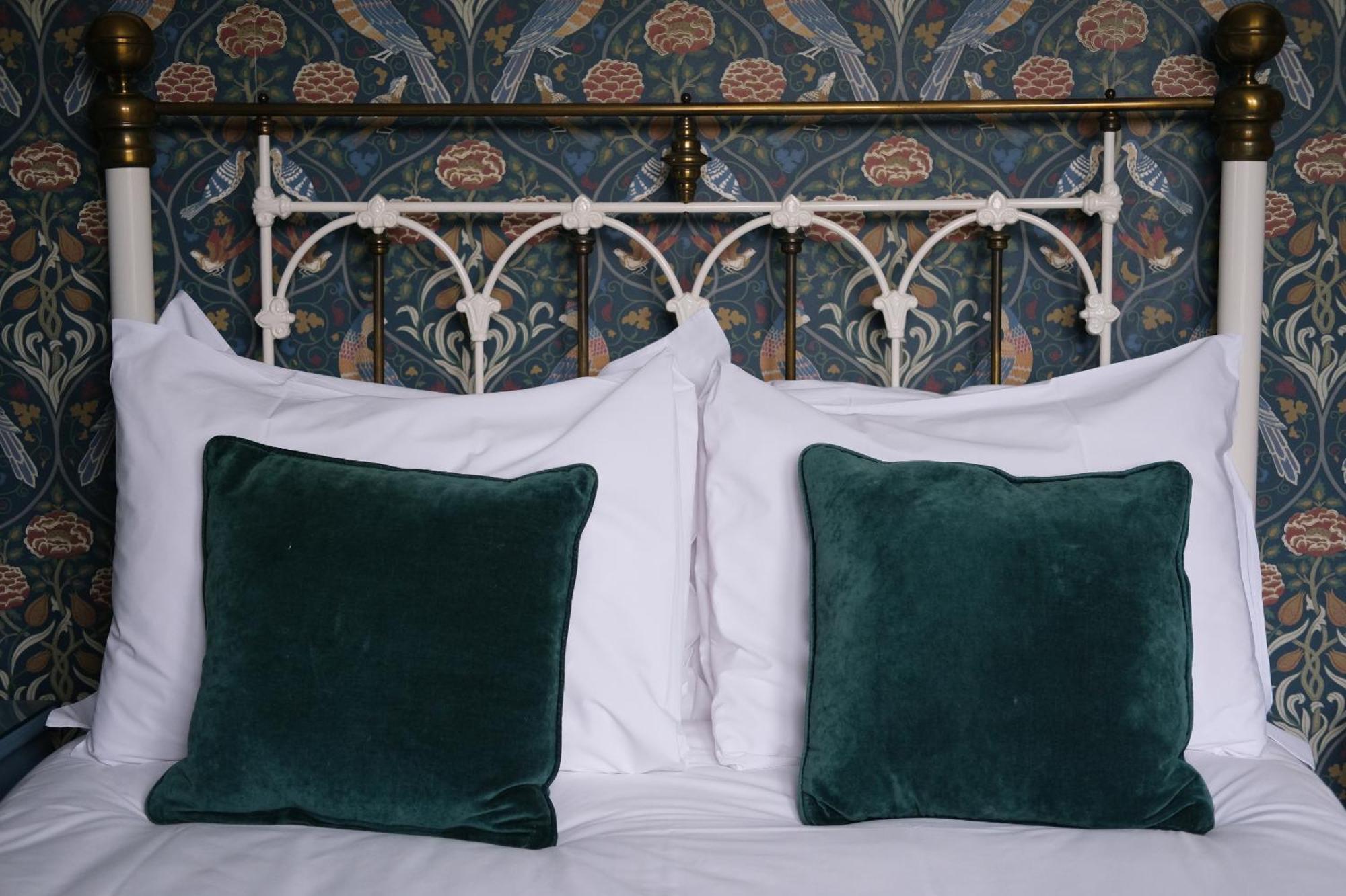 The Crown Inn Dial Post Horsham Chambre photo